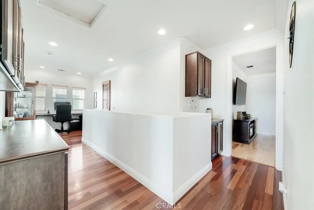 https://cdn.realtyfeed.com/cdn/127/306619908/377b28b3e83e322a66a90f0d03ce985d.webp