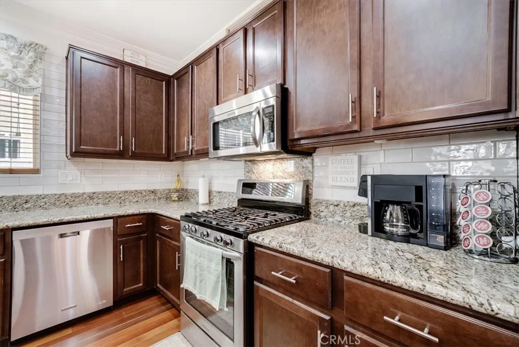 https://cdn.realtyfeed.com/cdn/127/306619908/453b38d5ebceff5ce32cbe43c0a3babe.webp