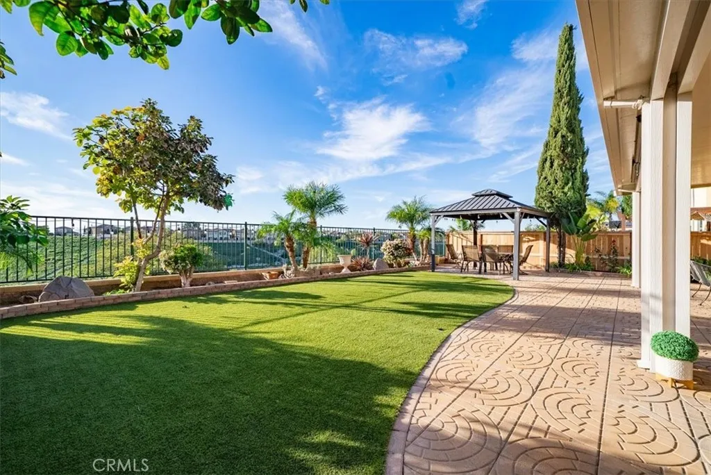 https://cdn.realtyfeed.com/cdn/127/306619908/4c8b188820826e75ac67f567512a4921.webp