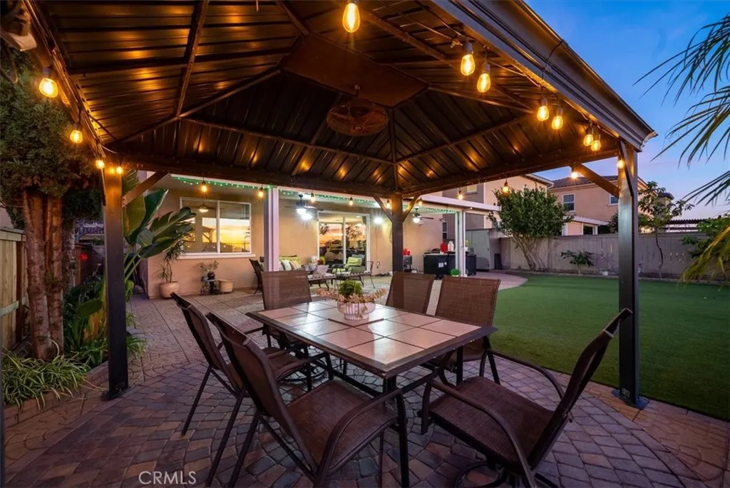 https://cdn.realtyfeed.com/cdn/127/306619908/a752108bfc45eebe5af6e46ea2ba4d91.webp