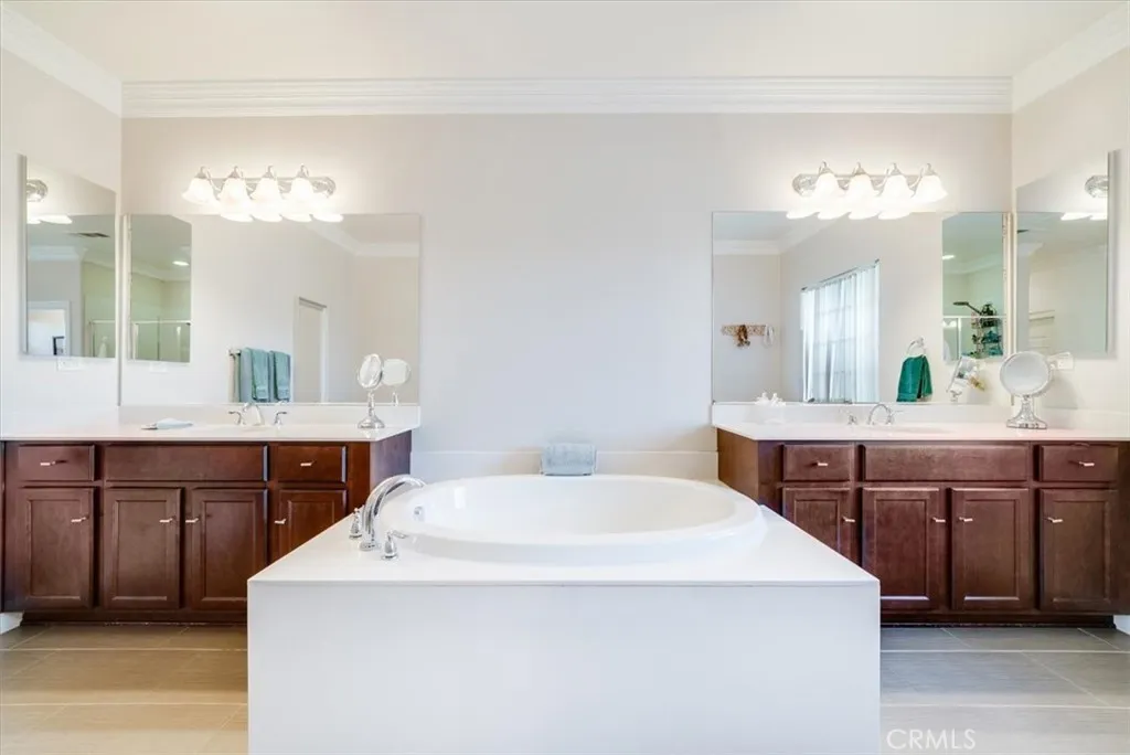 https://cdn.realtyfeed.com/cdn/127/306619908/b7cedfd3e5991267f3cd41cea7dd6193.webp