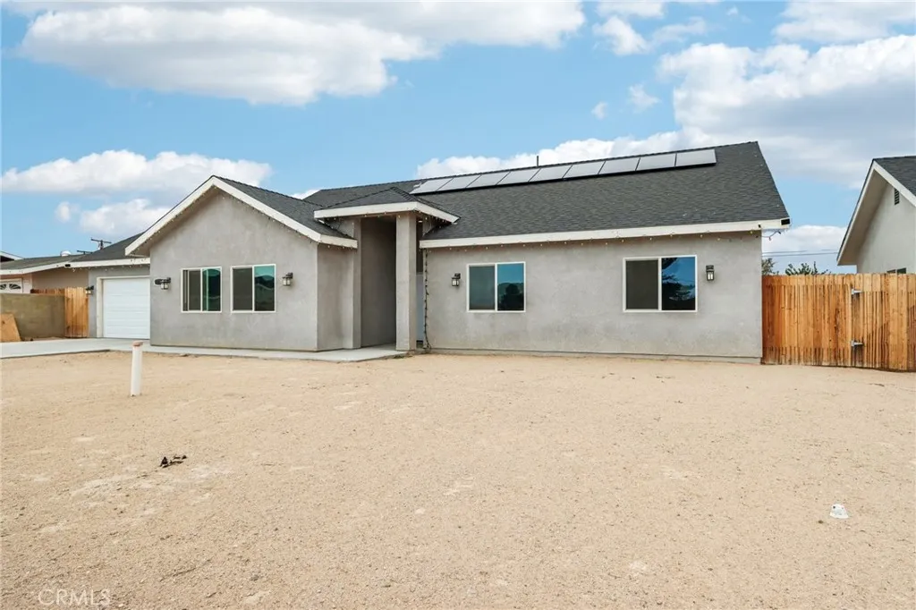 10121 Margery Avenue, California City, CA 93505 - Photo 3 of 27, California City, CA