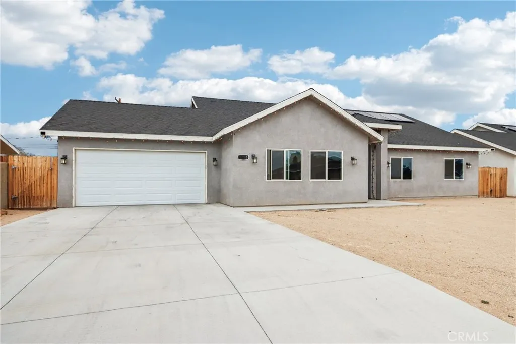 10121 Margery Avenue, California City, CA 93505 - Photo 2 of 27, California City, CA