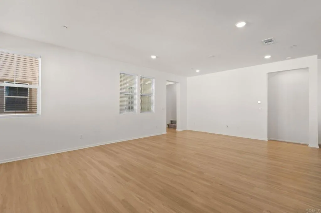 Photo #8: PTP2600383 Listing: Photo #8