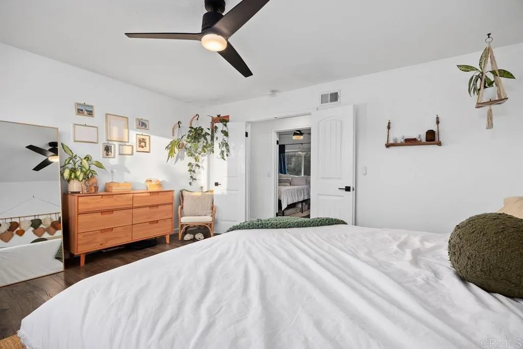 https://cdn.realtyfeed.com/cdn/127/306619981/5e832fd8d8e73c4111580f86c844427a.webp