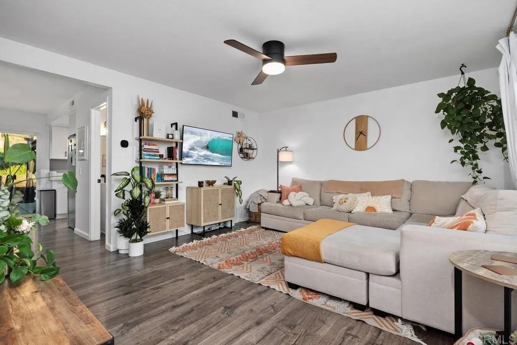 https://cdn.realtyfeed.com/cdn/127/306619981/698b4075a72f11262448807f96c7c1ef.webp