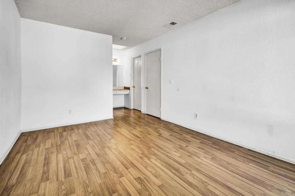 Photo #18: NDP2600428 Listing: Photo #18