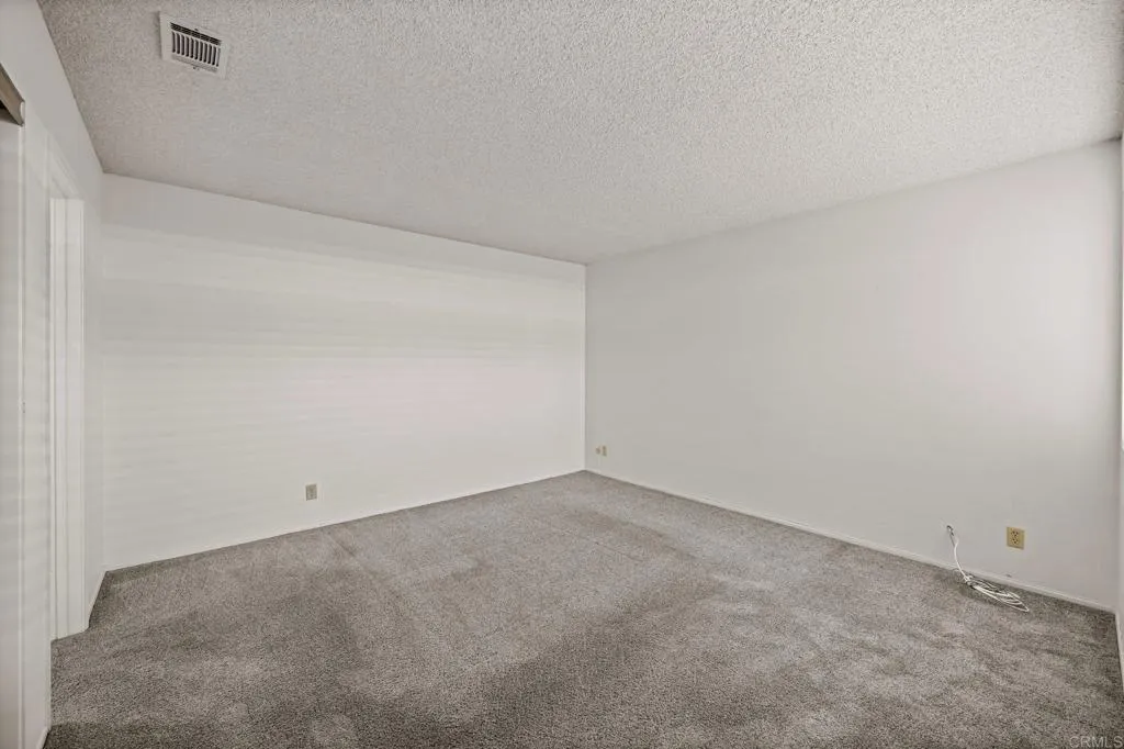 Photo #16: NDP2600429 Listing: Photo #16