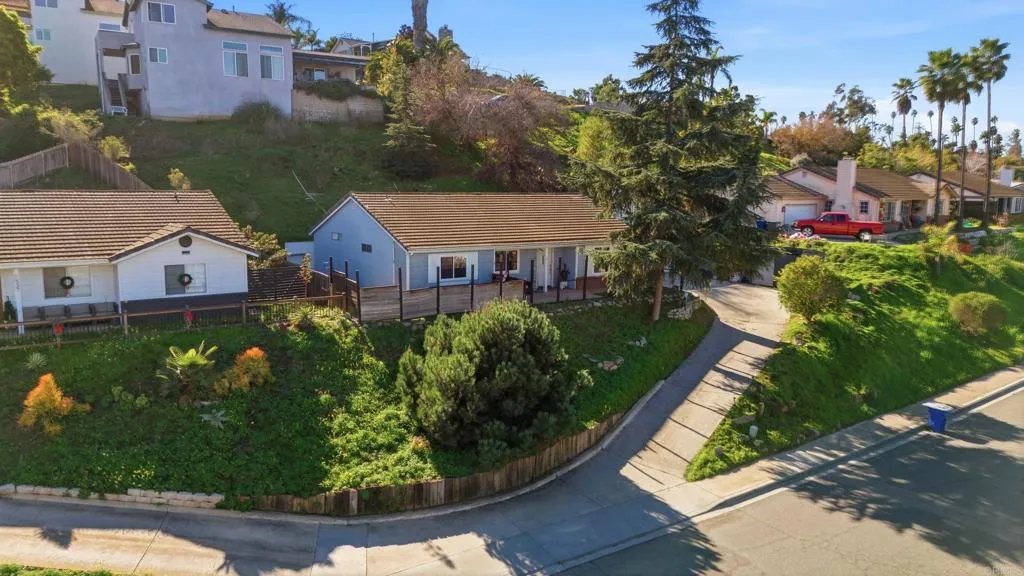 https://cdn.realtyfeed.com/cdn/127/306620082/80c79a3d5a4583d5ded818c37c68dc6f.webp