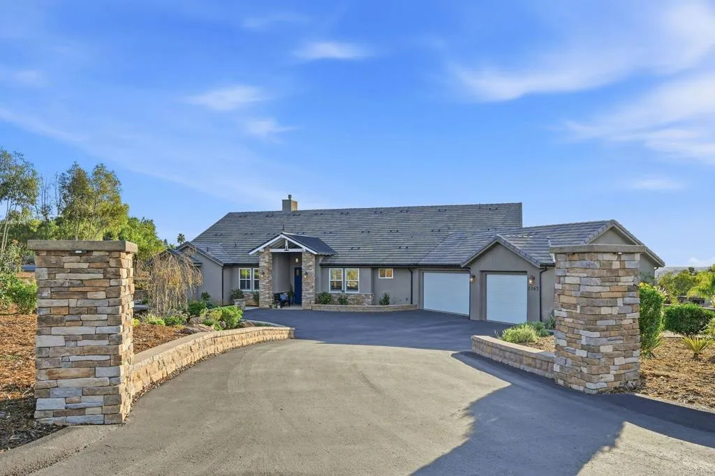 https://cdn.realtyfeed.com/cdn/127/306620090/622245cd5a0b8139c74aa187bd9d0ecd.webp