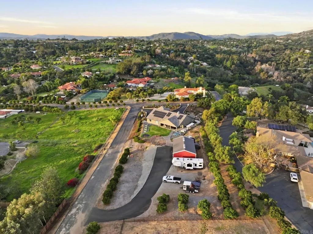 https://cdn.realtyfeed.com/cdn/127/306620090/6f52e27786a20eed5ed317f3b1e0b14a.webp