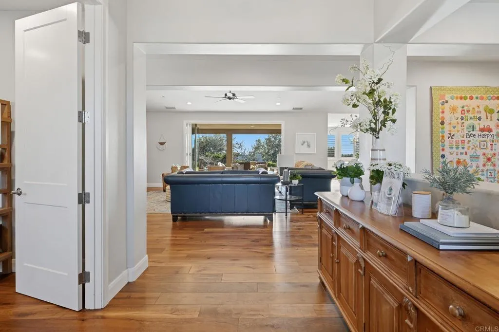 https://cdn.realtyfeed.com/cdn/127/306620090/ac17888a31f5fed9e1c015c1899f4934.webp
