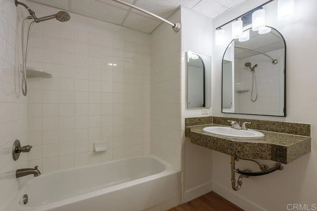 Photo #10: PTP2600384 Listing: Photo #10