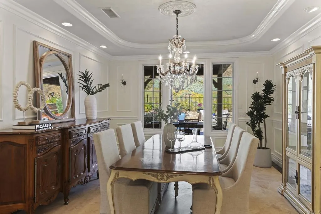 https://cdn.realtyfeed.com/cdn/127/306620112/52ccd16528f85c788e4b507d038ab50c.webp