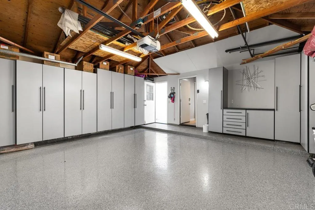 https://cdn.realtyfeed.com/cdn/127/306620122/a04ac740897ccacbe853e70176919492.webp