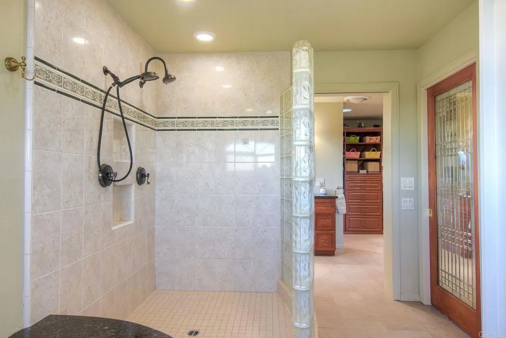 https://cdn.realtyfeed.com/cdn/127/306620125/0e24885621a30de5f988b80c998c9616.webp