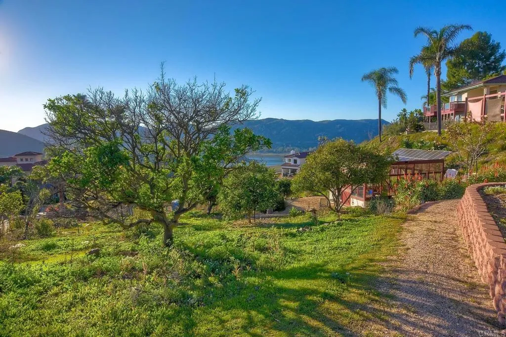 https://cdn.realtyfeed.com/cdn/127/306620125/7079a7d1c610f2718685f197cfafa02d.webp