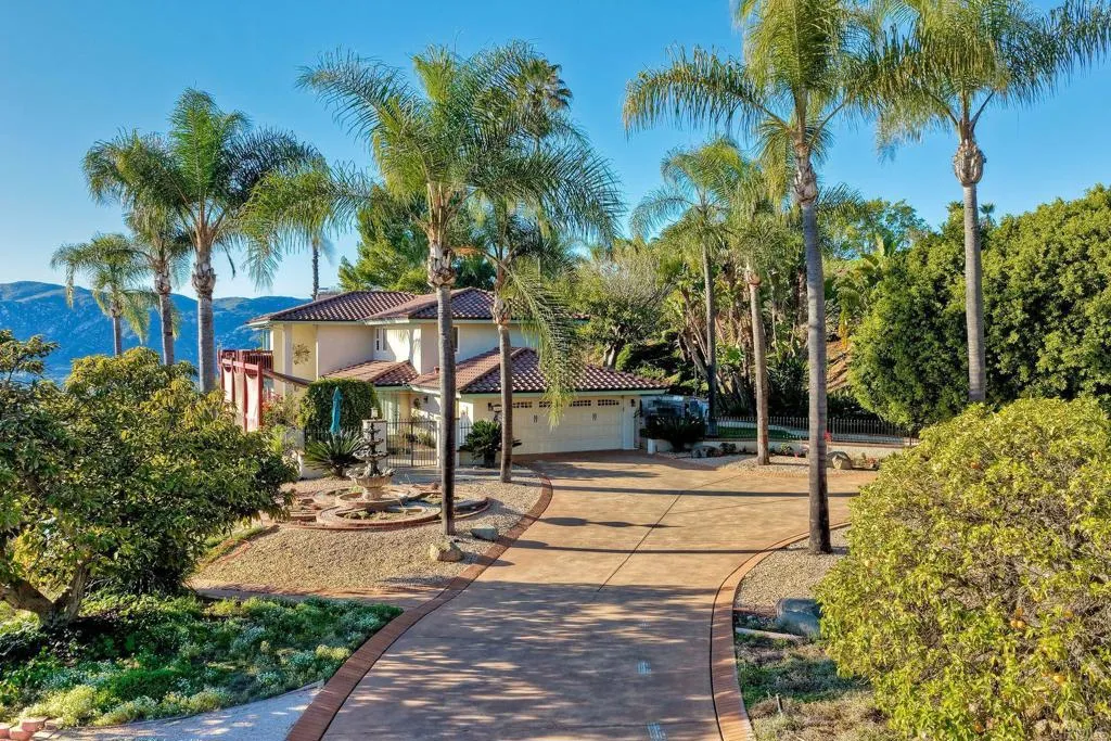 https://cdn.realtyfeed.com/cdn/127/306620125/8bf8ad90a6d0534e1040039a380c2e50.webp