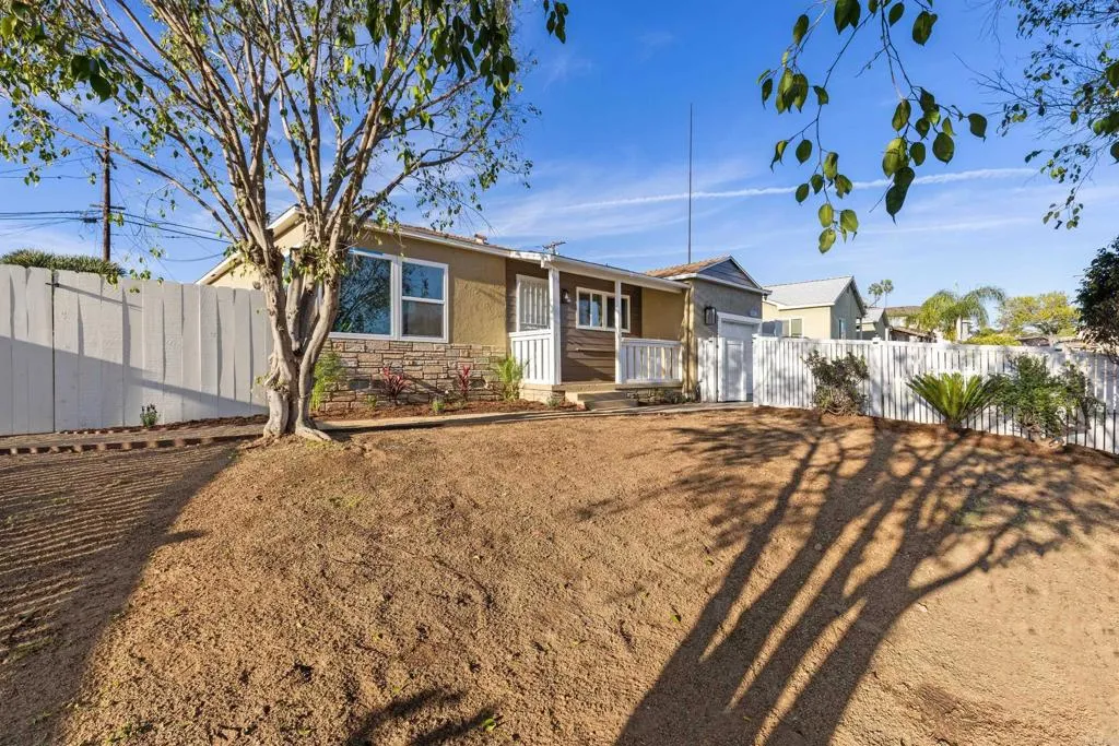 https://cdn.realtyfeed.com/cdn/127/306620139/11f4e0edcfea0adfc2a981235185402e.webp