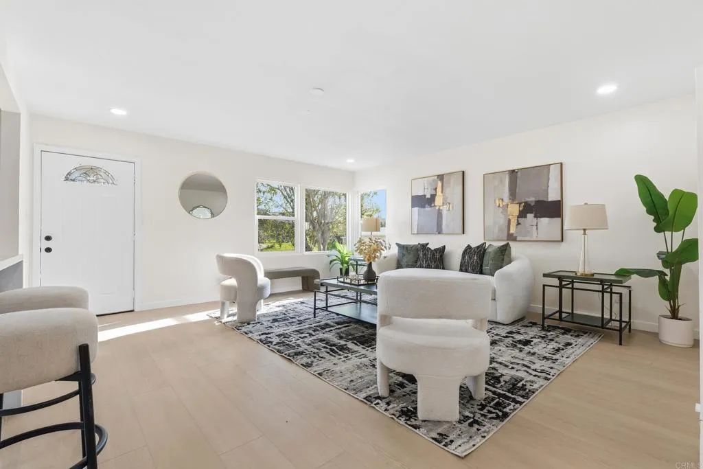 https://cdn.realtyfeed.com/cdn/127/306620139/1aca84d1aa695c2e45cc80faef07536a.webp