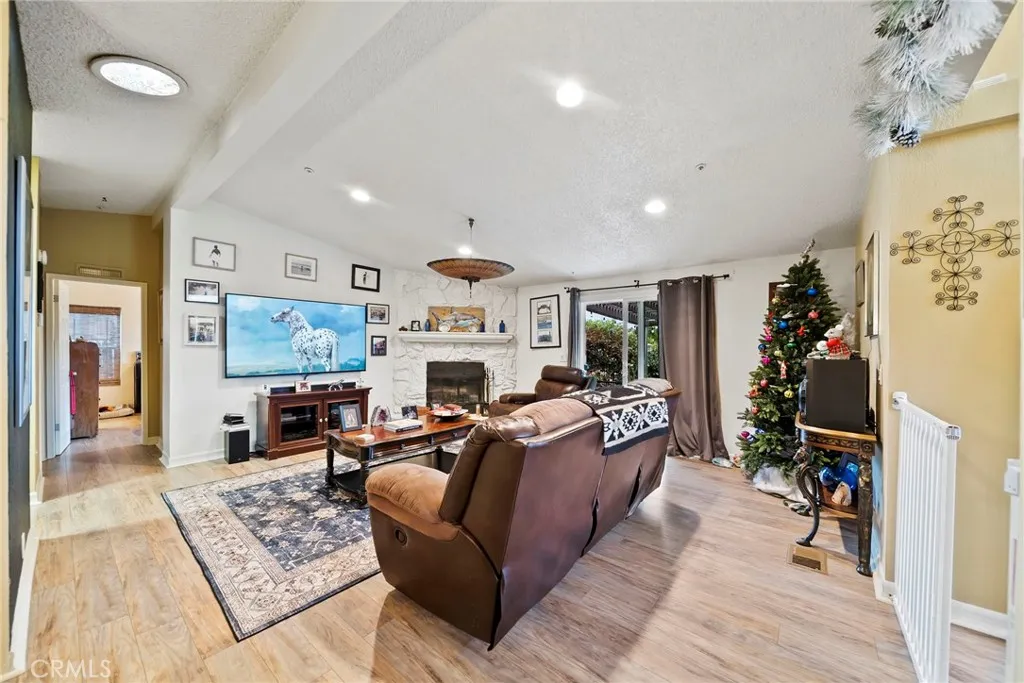 13691 Gavina Ave. Unit 469, Sylmar, CA 91342 - Photo 4 of 30, Sylmar, CA