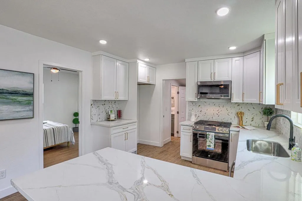 https://cdn.realtyfeed.com/cdn/127/306620202/96b3e78c41b8b141de4dc512518cae11.webp