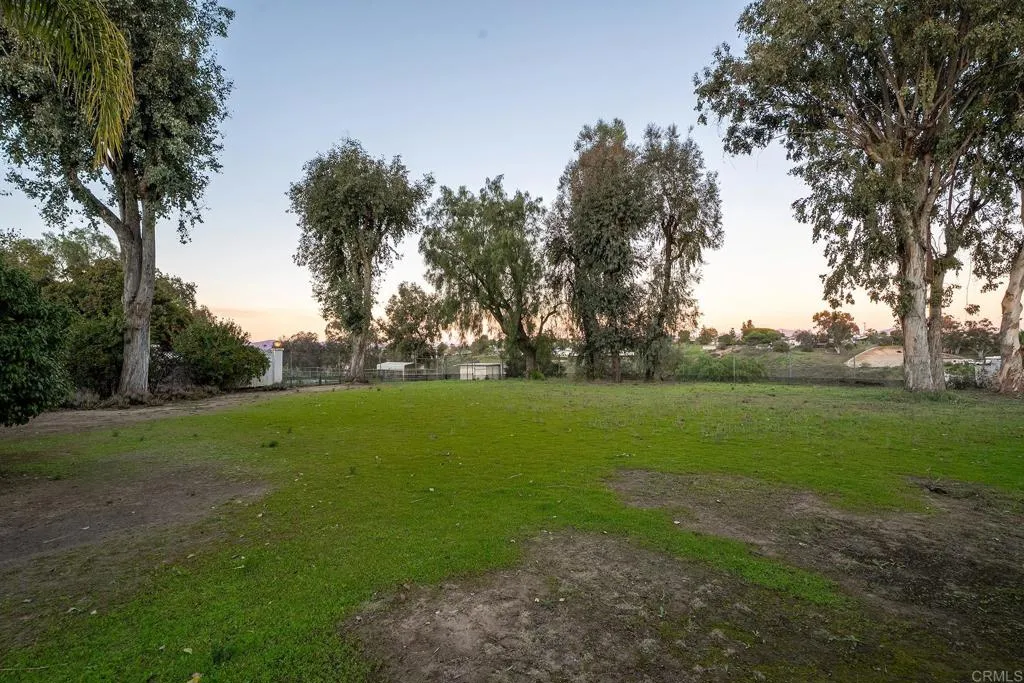 https://cdn.realtyfeed.com/cdn/127/306620270/44df4558668a7ee15e335f83c1b646b7.webp