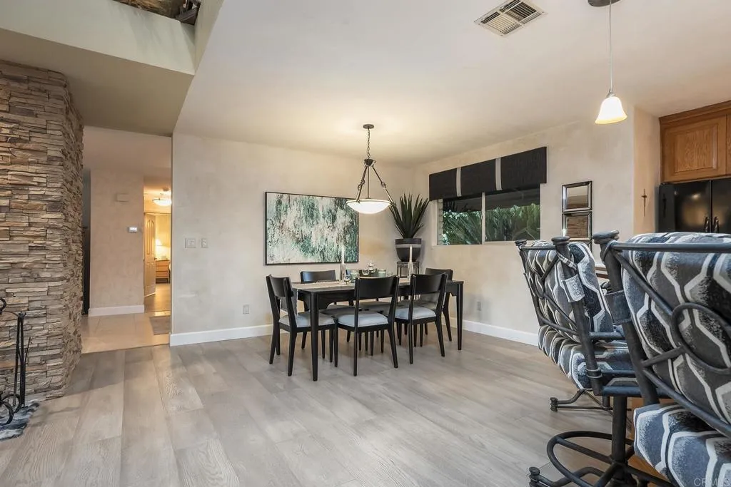 https://cdn.realtyfeed.com/cdn/127/306620270/51c28c3b2c7cdbd845f2d55dd3b1e585.webp