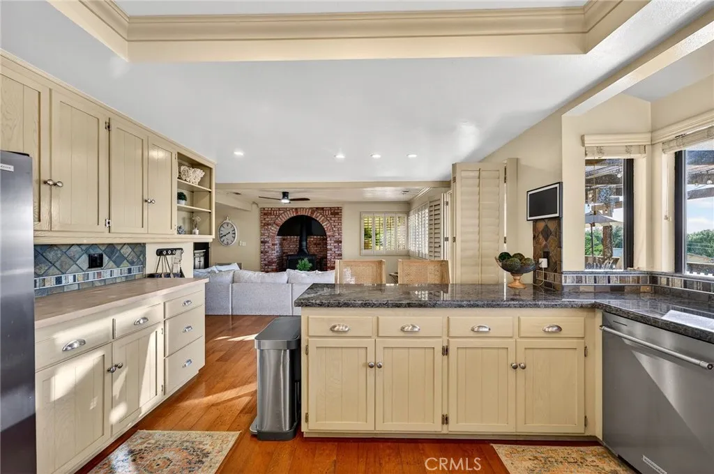 https://cdn.realtyfeed.com/cdn/127/306620277/2103384aec3d5d8e5009dcf6a457da13.webp