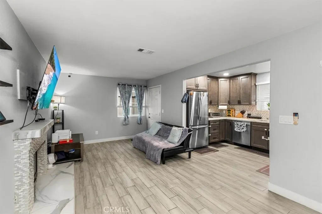 https://cdn.realtyfeed.com/cdn/127/306620295/578eccfe9939e7f909494b9930513475.webp