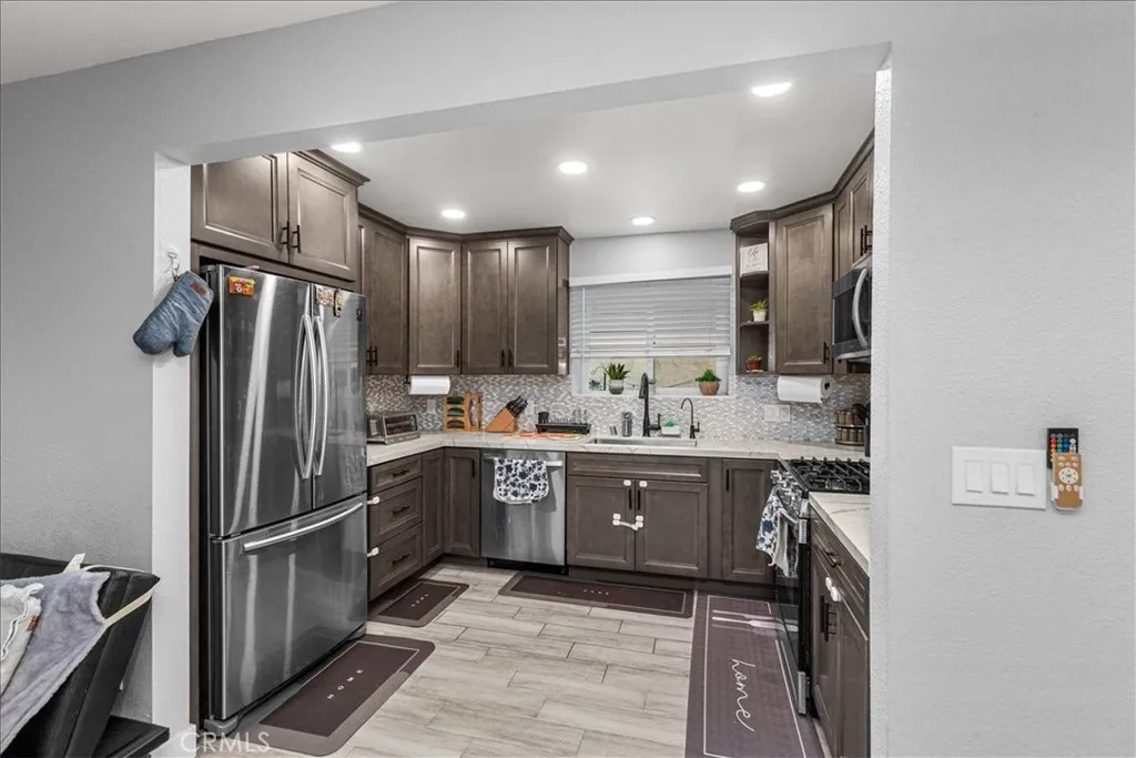 https://cdn.realtyfeed.com/cdn/127/306620295/61e92b497b9fb719649f26c9becfee6d.webp