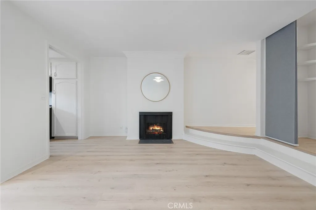 1355 N Sierra Bonita Avenue Unit 208, West Hollywood, CA 90046 - Photo 4 of 29, West Hollywood, CA