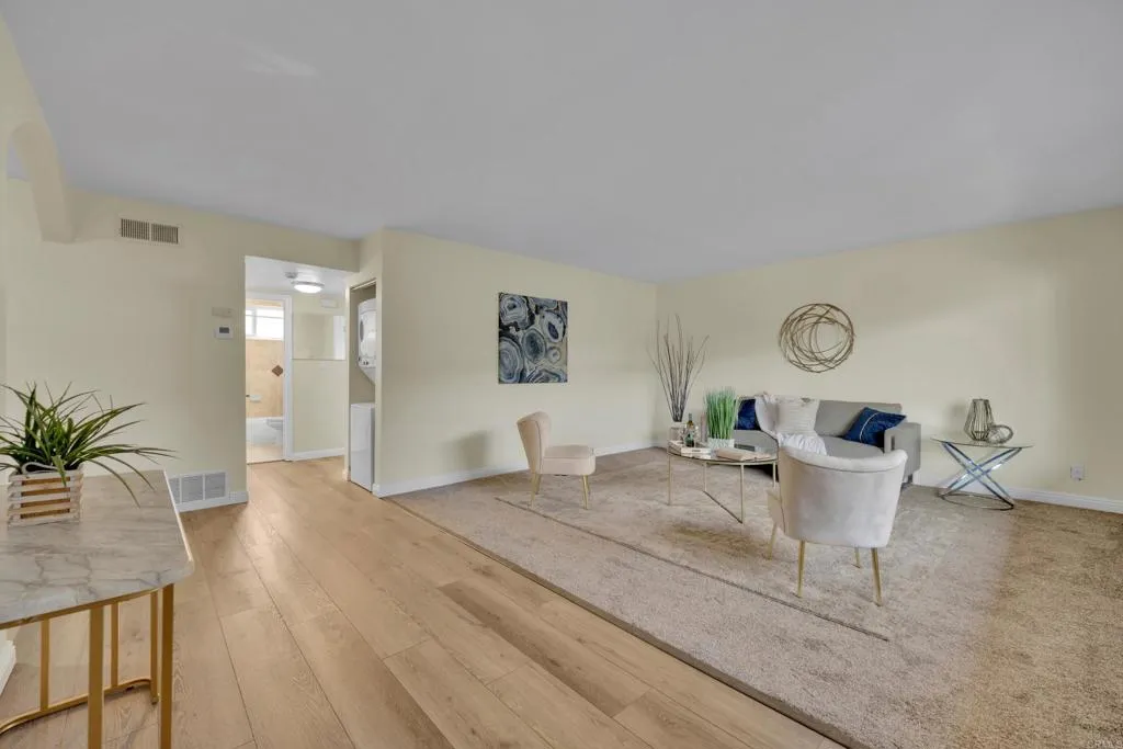 Photo #9: PTP2600399 Listing: Photo #9