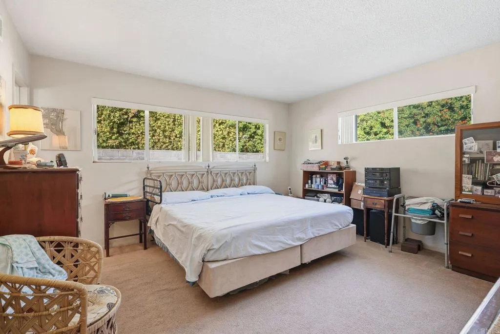 https://cdn.realtyfeed.com/cdn/127/306620388/43e2207941c85953aecc4d82b49b2273.webp
