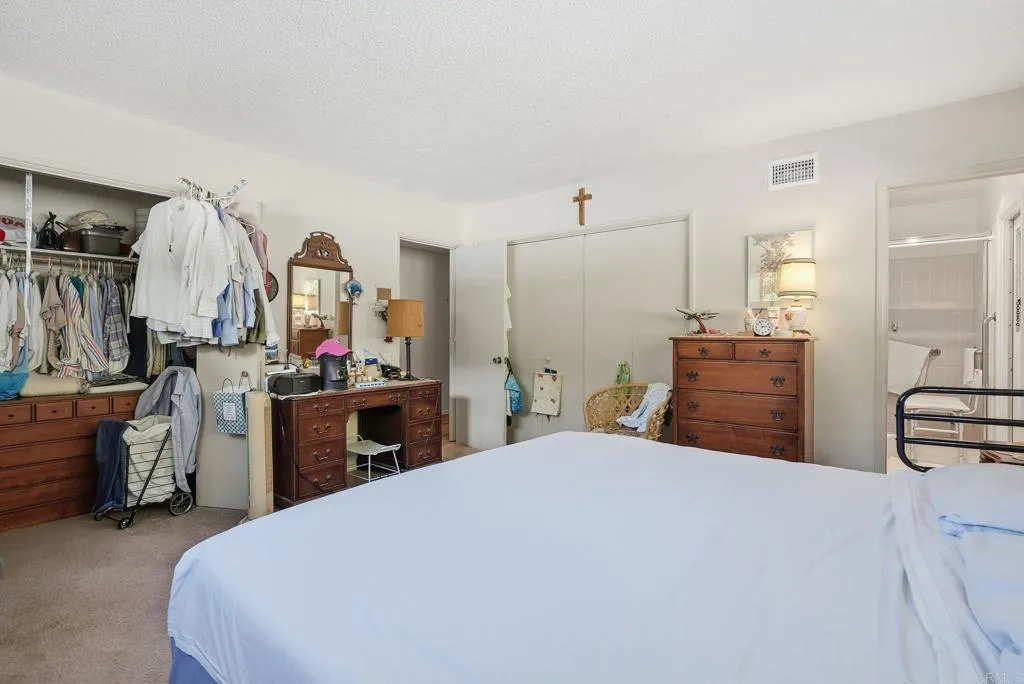 https://cdn.realtyfeed.com/cdn/127/306620388/485fc1a886ce3153d6e09a79d9d392a1.webp