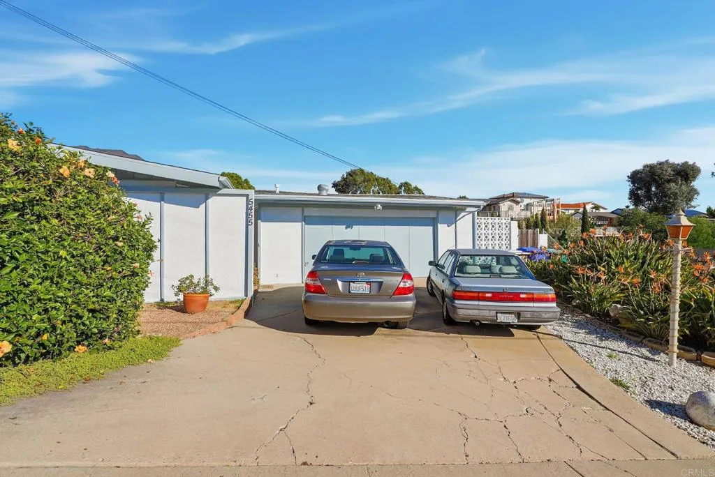 https://cdn.realtyfeed.com/cdn/127/306620388/4c5d74a0b60c466867d83f750f9d538d.webp