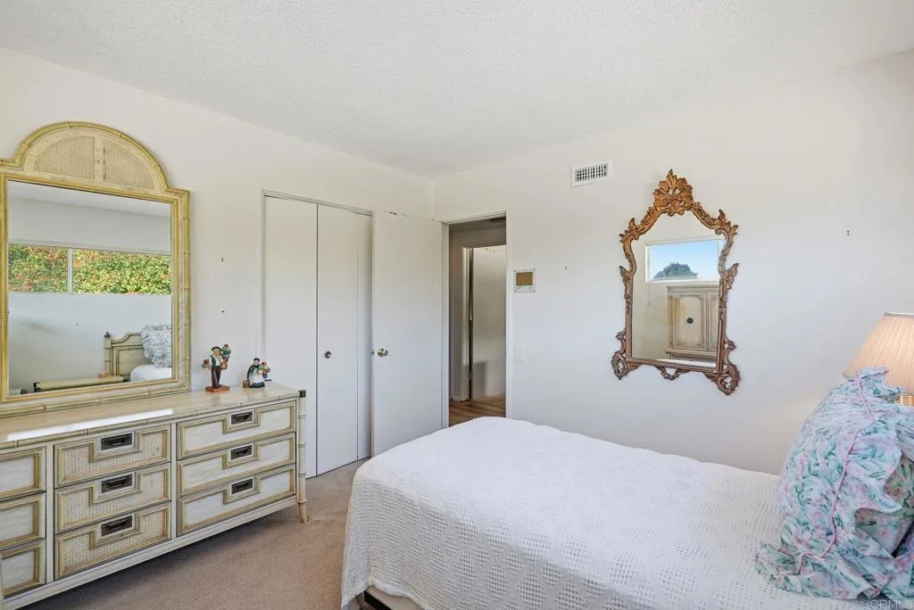 https://cdn.realtyfeed.com/cdn/127/306620388/55a821dd7269fb11053142f1a5090e6f.webp