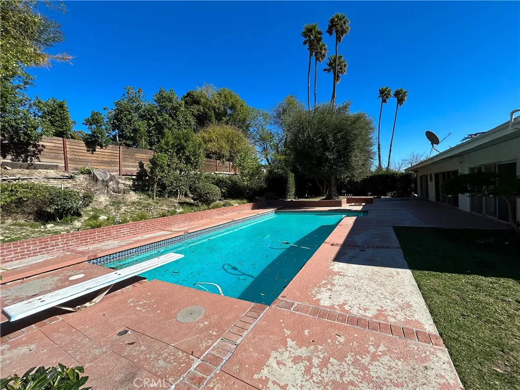 24057 Hatteras, Woodland Hills, CA 91367 - Main photo, Woodland Hills, CA