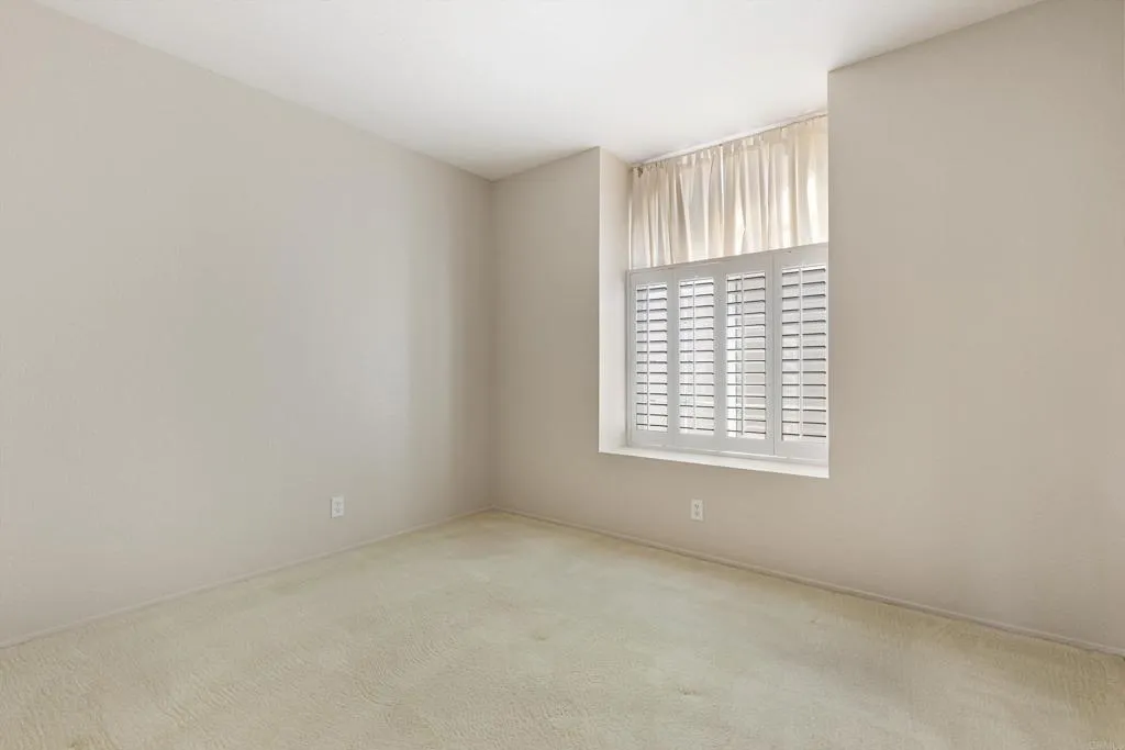 Photo #40: NDP2600461 Listing: Photo #40