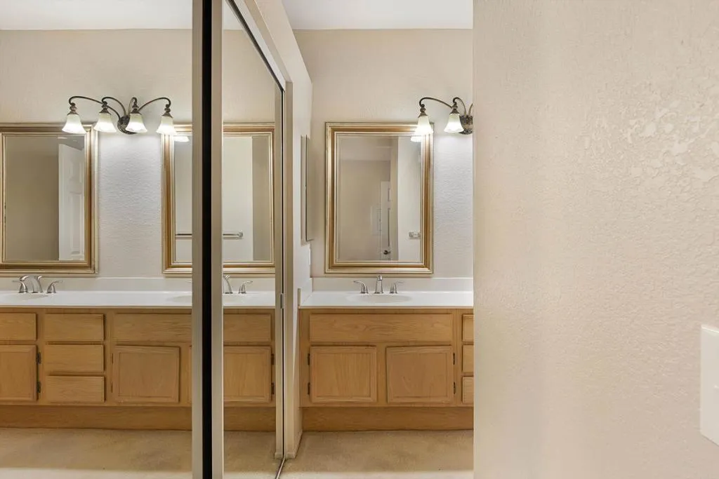 Photo #30: NDP2600461 Listing: Photo #30