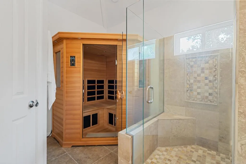 https://cdn.realtyfeed.com/cdn/127/306620425/5449fd9f64d81b011c9a1caf716bff59.webp