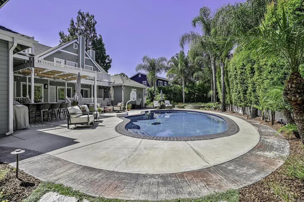 https://cdn.realtyfeed.com/cdn/127/306620425/af26414eca8d13f72a015cf123f88091.webp