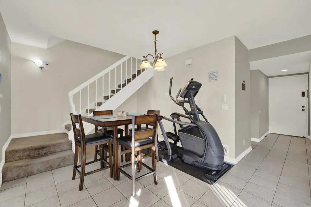 Photo #9: NDP2600460 Listing: Photo #9