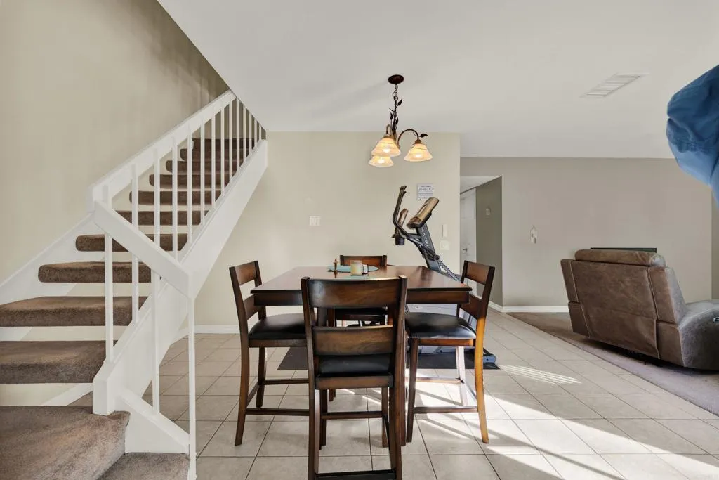 https://cdn.realtyfeed.com/cdn/127/306620449/f9b26180fa5f11b19acab3b815a0b689.webp