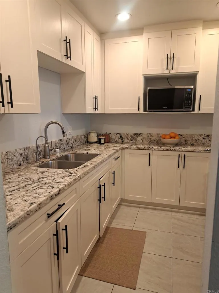 https://cdn.realtyfeed.com/cdn/127/306620453/c5b028d9acf4524e331f132f66ae9970.webp