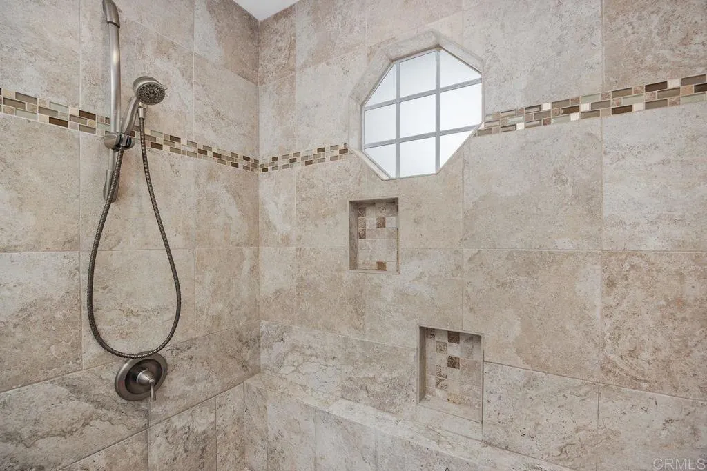 https://cdn.realtyfeed.com/cdn/127/306620511/842081354823d19fa7e7b2484e00d20a.webp