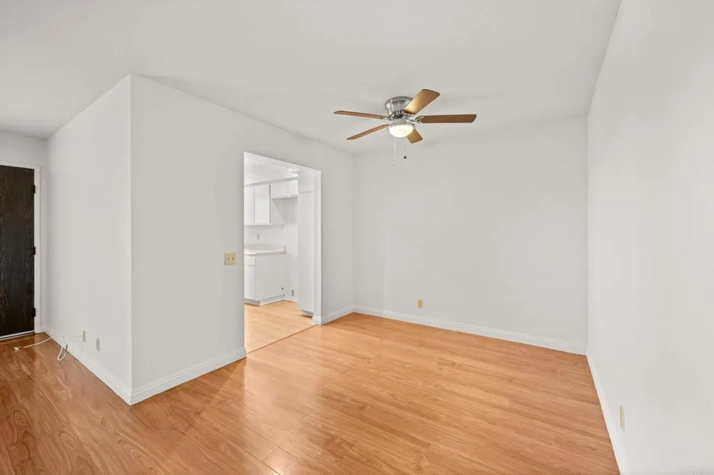 Photo #8: NDP2600469 Listing: Photo #8