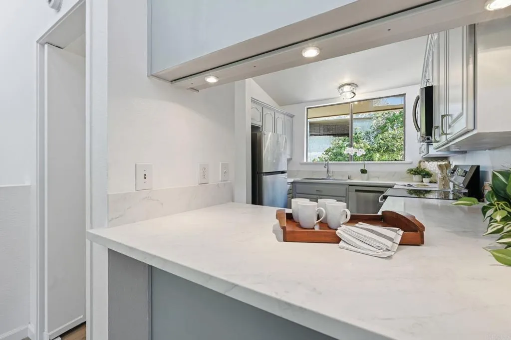 Photo #10: NDP2600466 Listing: Photo #10