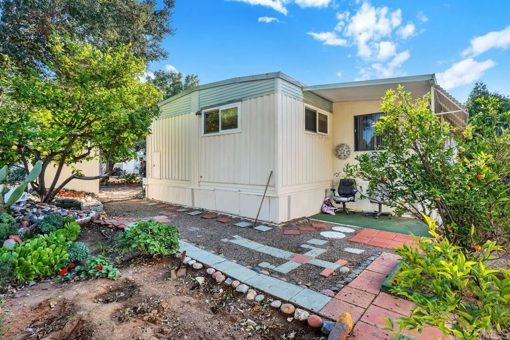 https://cdn.realtyfeed.com/cdn/127/306620554/70858dba7960ae8cdb6fe56453123bdd.webp