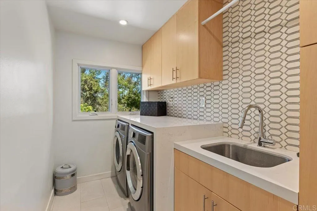 https://cdn.realtyfeed.com/cdn/127/306620590/4b5b40e60c7e8e3af76e51eac9c515e9.webp